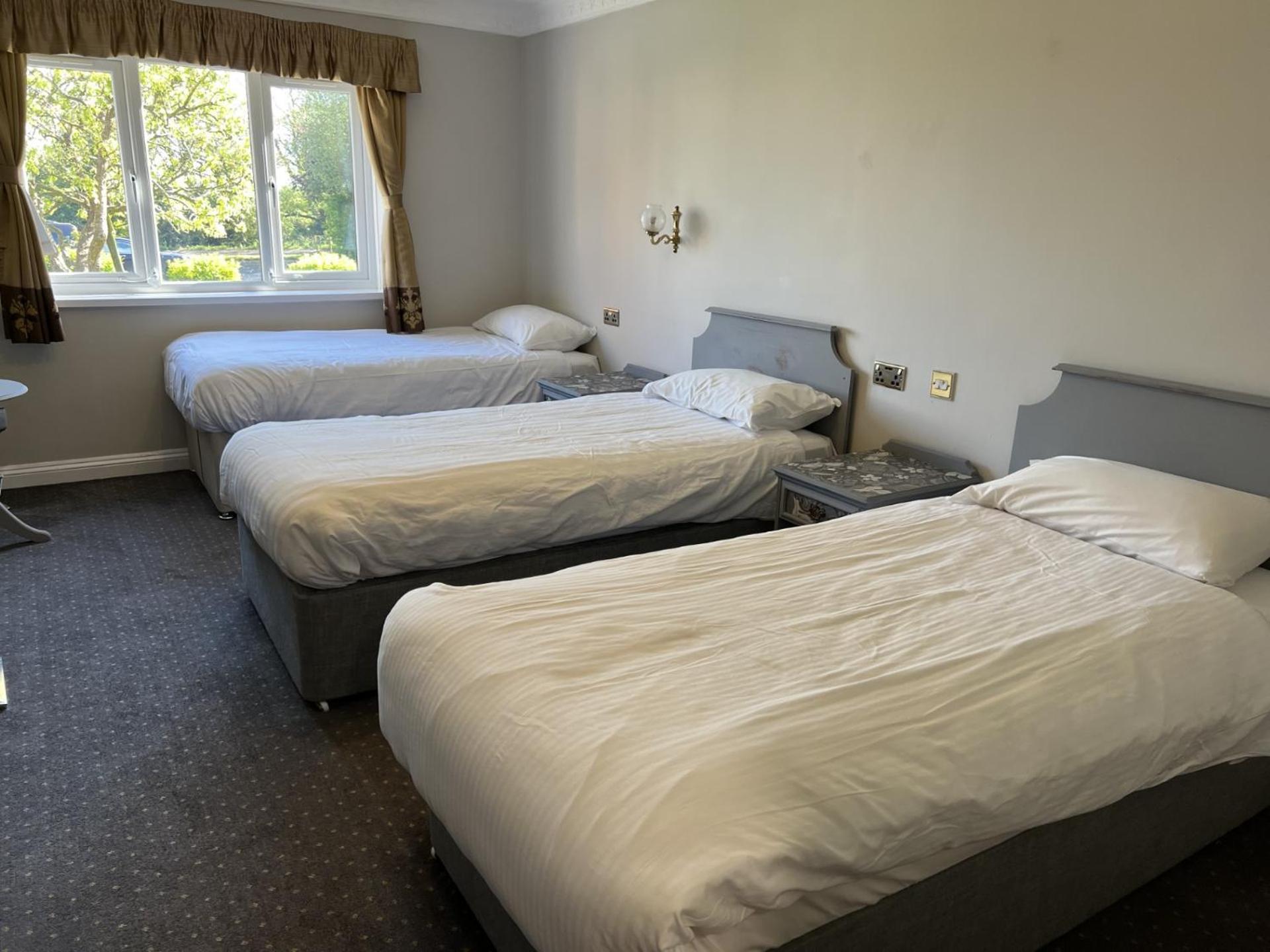 The Pear Tree Inn & Country Hotel Hindlip Eksteriør billede