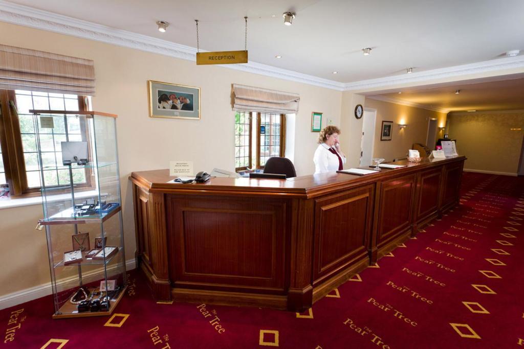 The Pear Tree Inn & Country Hotel Hindlip Eksteriør billede